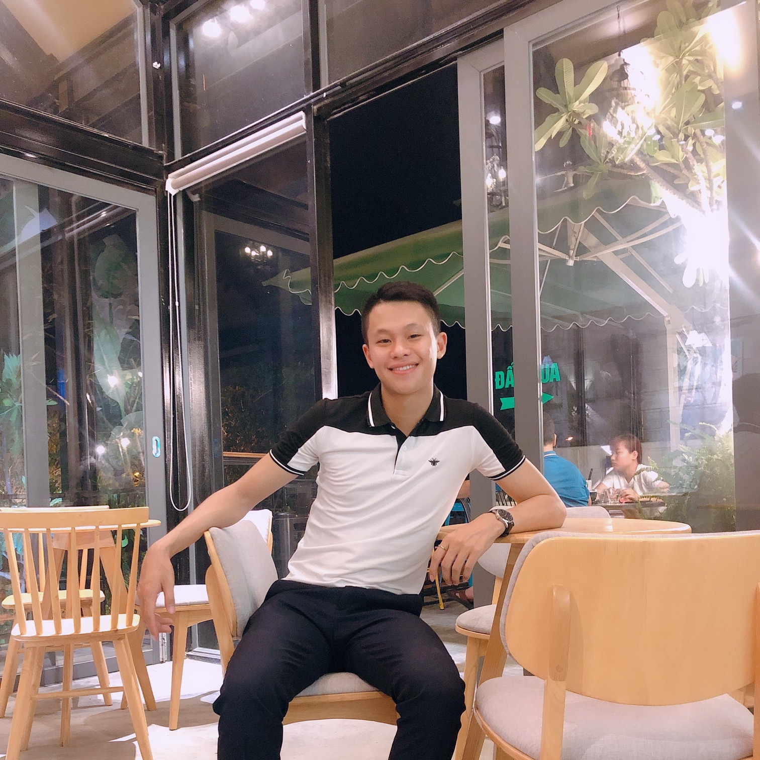 Khánh Nguyễn
