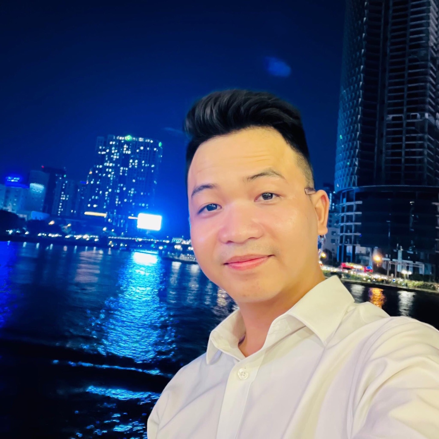 Lê Hoàng Linh