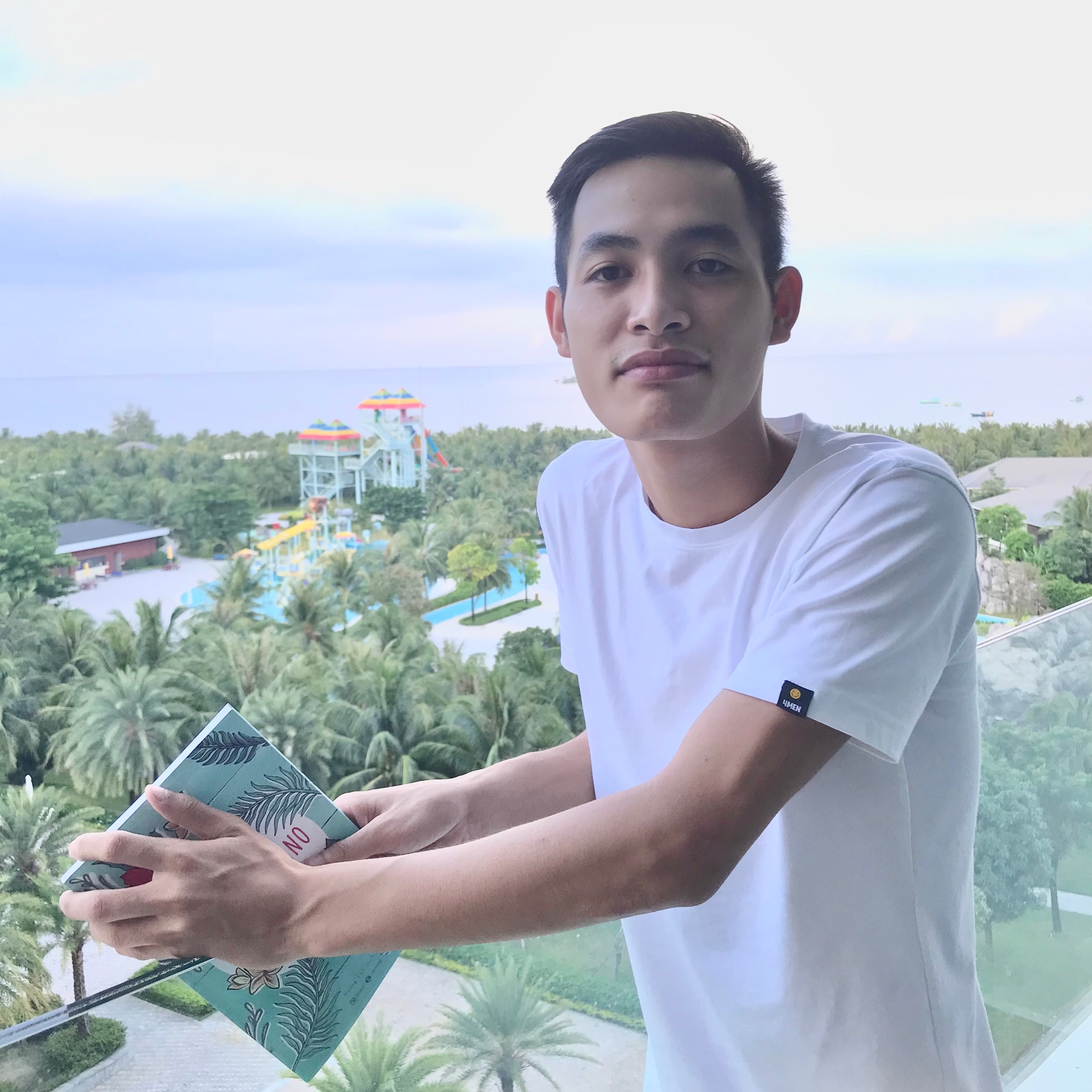 LÊ ANH TRÚC