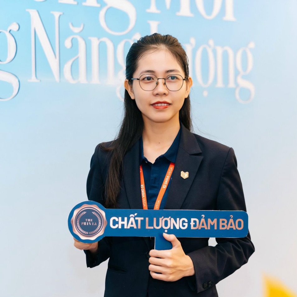 Phạm Thị Cẩm Ngân