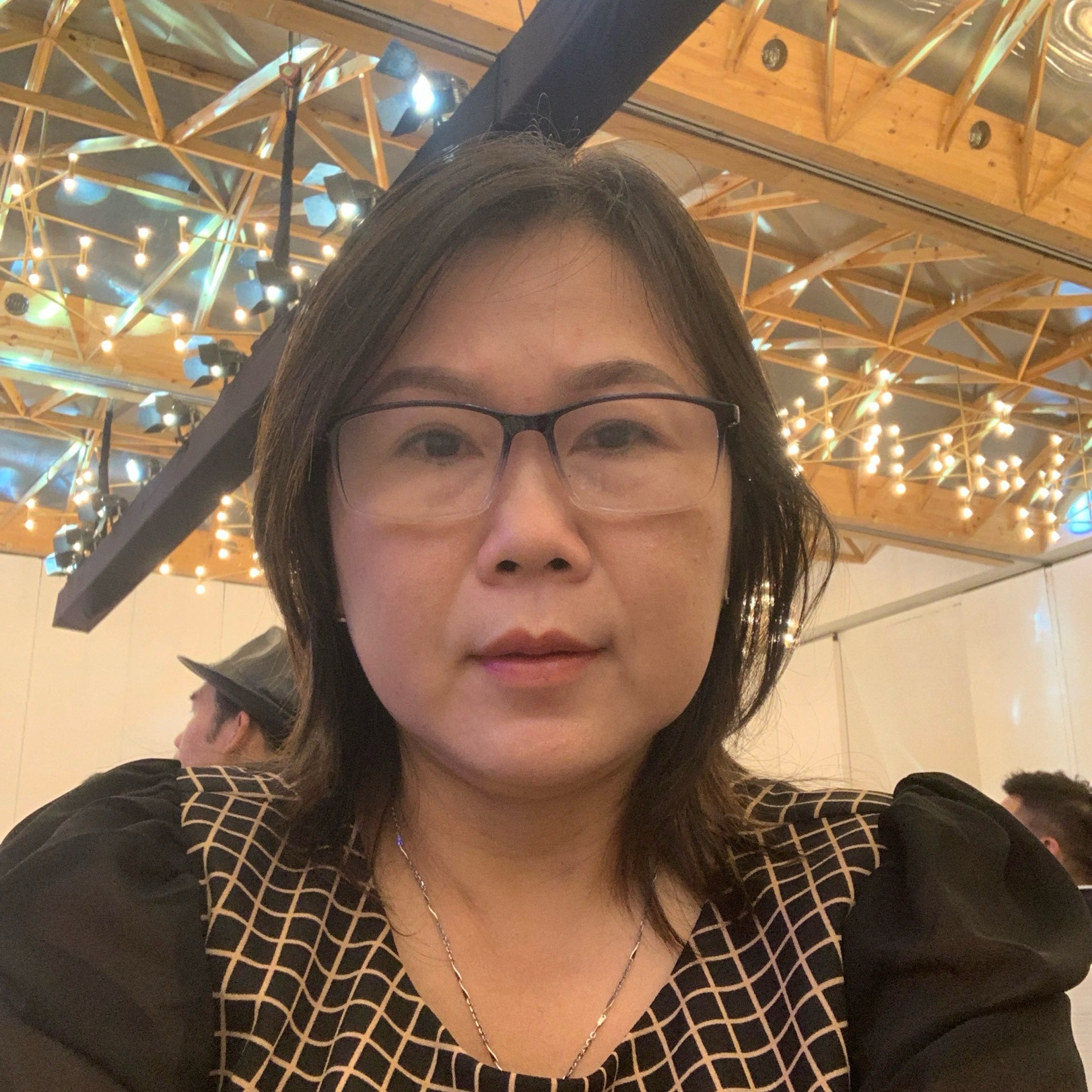 Phạm hoàng thiên lan