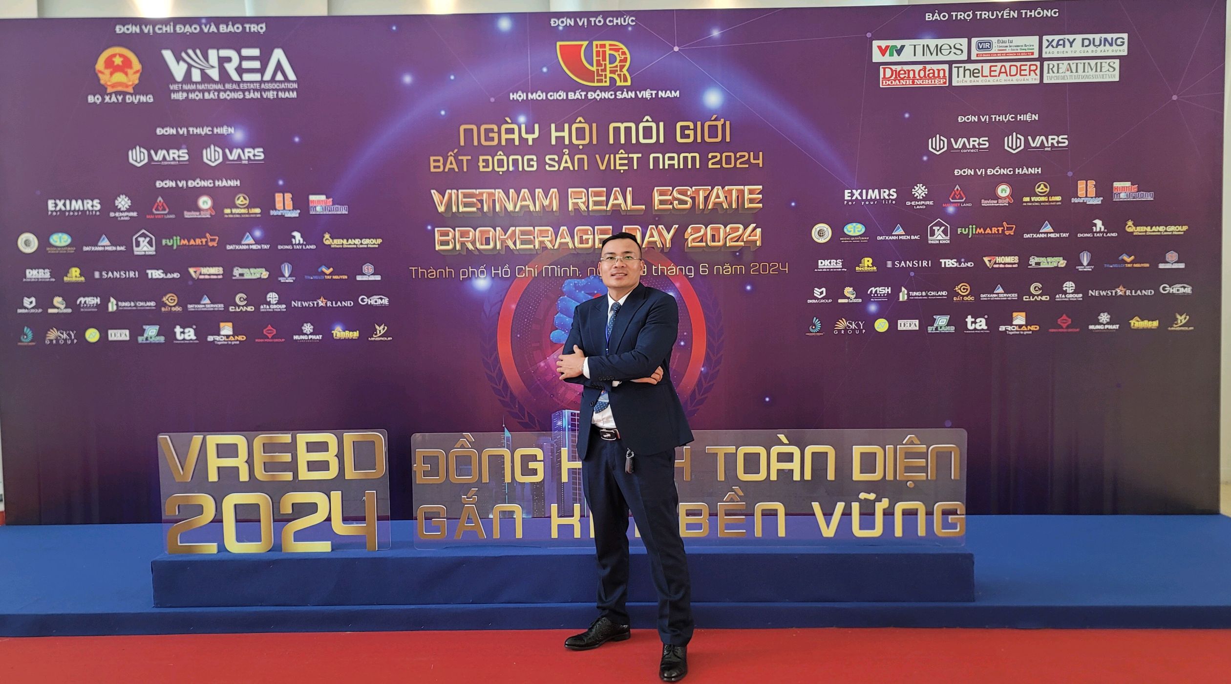HỒ VĂN TOÀN