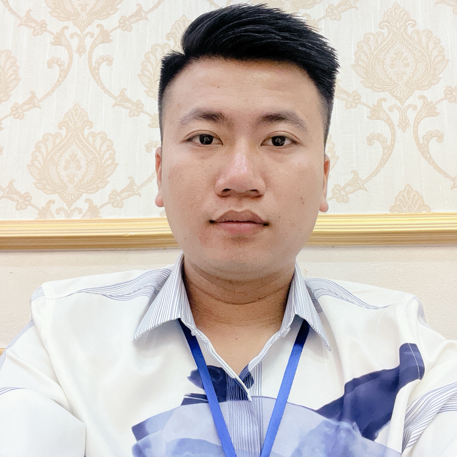 Phạm văn hùng