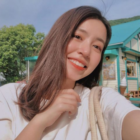 Hồng Nhi