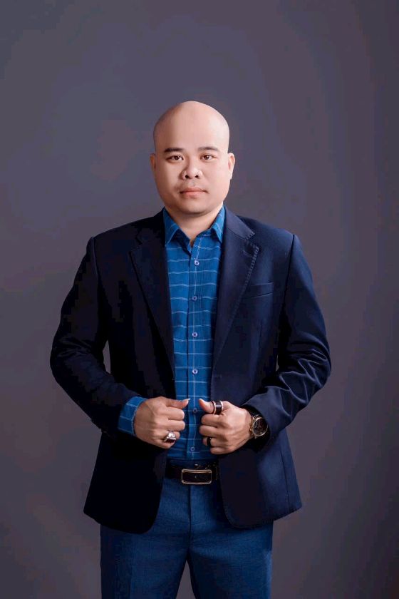 PHẠM VĂN QUÝ