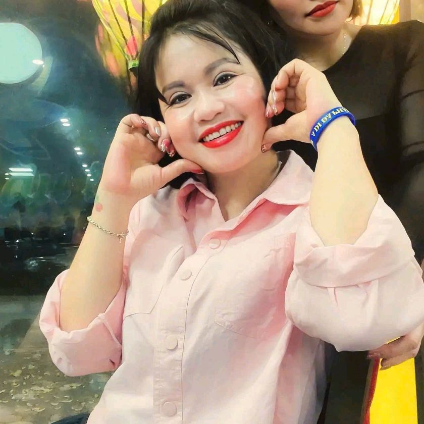 VŨ THỊ NỤ
