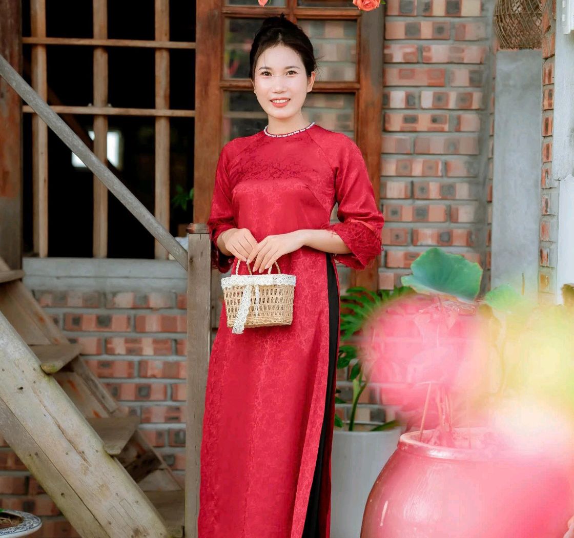 TRẦN THỊ HUỆ