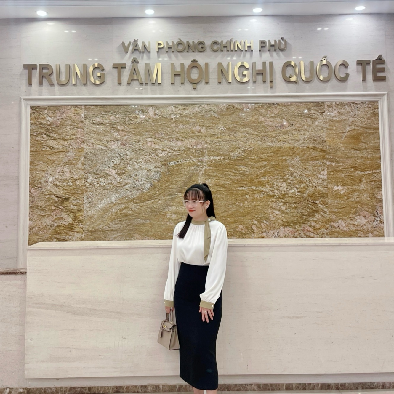 LƯƠNG HUYỀN TRANG