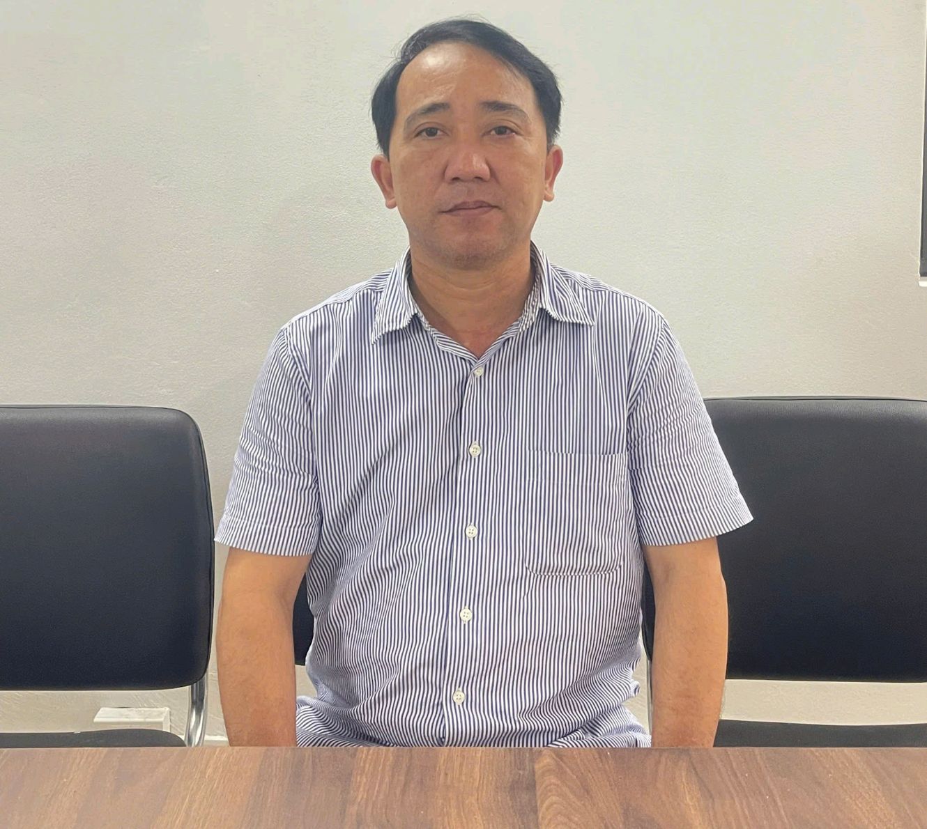 TRẦN DOÃN HÙNG