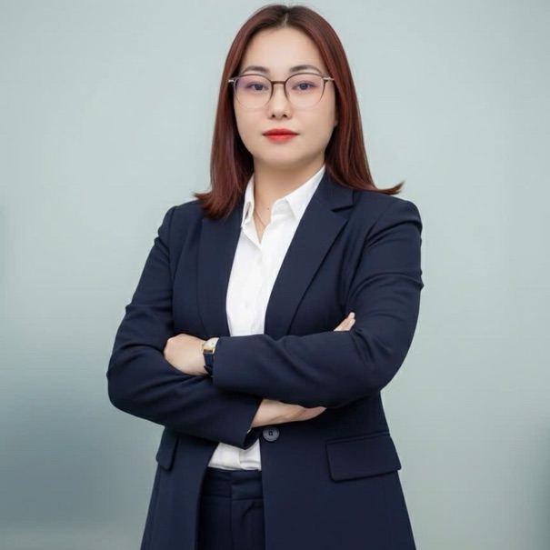 HOÀNG THỊ LAN HƯƠNG