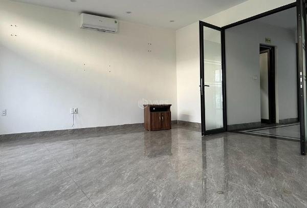 Cho thuê biệt thự dương 💥 nội đường 27m vào aeon dt 198m2, hoàn thiện cả nhà Kđt Dương Nội A, Phường Dương Nội, Quận Hà Đông, Hà Nội