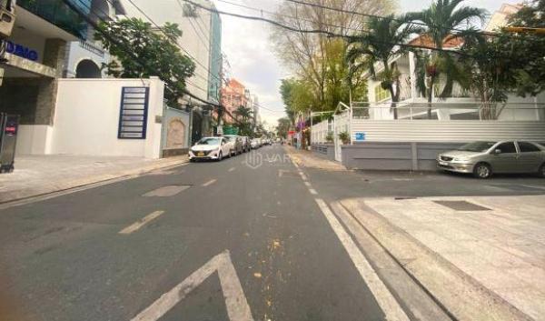 Bán Biệt thự nghỉ dưỡng 200m² Đường Lam Sơn, Phường 5, Quận Phú Nhuận, Hồ Chí Minh