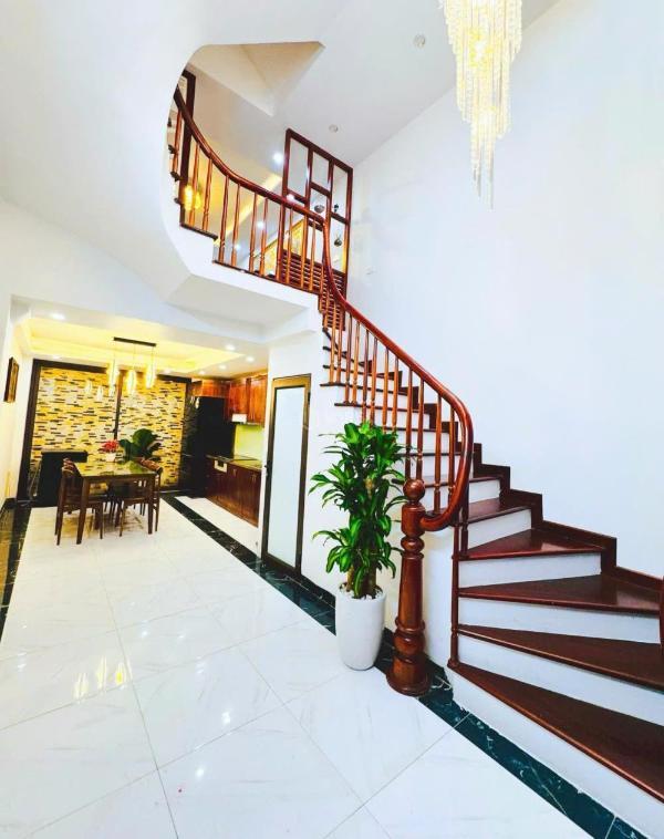 Cần bán gấp nhà khương trung thanh xuân,40mx5t,ô 🆘 tô đỗ,kinh doanh,thuê ở ngay. Phường Khương Trung, Quận Thanh Xuân, Hà Nội