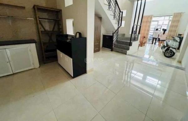 Bán nhà đường lê hiến mai 👍 vcn phước hải dt100m ngang 4m giá 6.3 tỷ Đường Lê Hiến Mai, Phường Phước Hải, Thành phố Nha Trang, Khánh Hòa