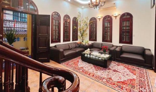 Chủ cho thuê Nhà mặt phố 100m² Phố Võng Thị, Phường Bưởi, Quận Tây Hồ, Hà Nội