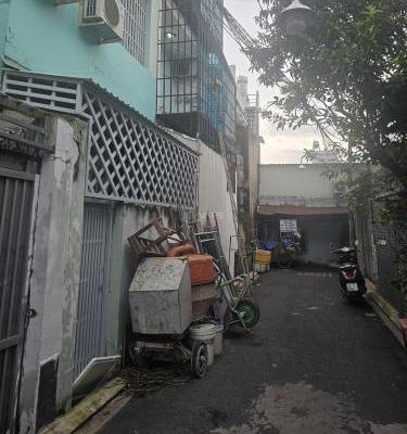 Chủ cần bán Nhà trong hẻm 31m² Đường Nguyễn Ánh Thủ, Phường Trung Mỹ Tây, Quận 12, Hồ Chí Minh