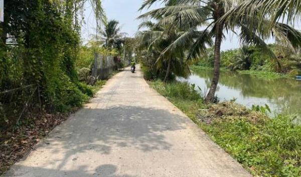 Chủ cần bán Nhà trong hẻm 729m² Xã Long Hòa, Thị xã Gò Công, Tiền Giang