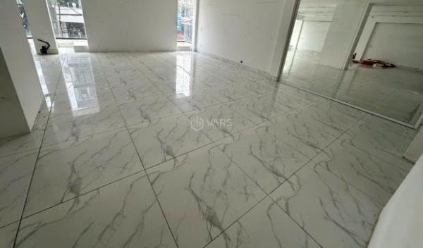 Cần cho thuê Nhà mặt phố 180m² Đường Mê Linh, Phường Liên Bảo, Thành phố Vĩnh Yên, Vĩnh Phúc