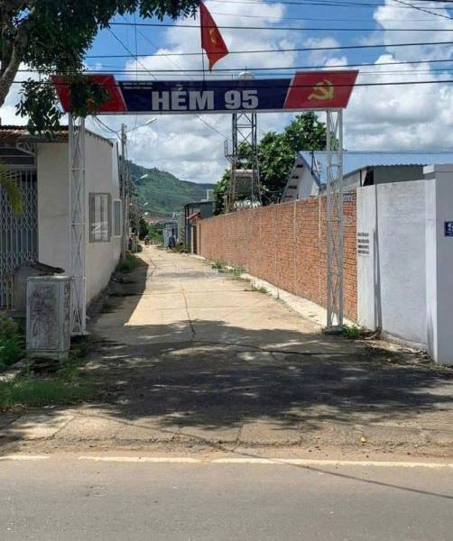 Bán đất hẻm cách nhựa chính 🔥 chỉ 100m Đường Thống Nhất, Xã Phú Hội, Huyện Đức Trọng, Lâm Đồng