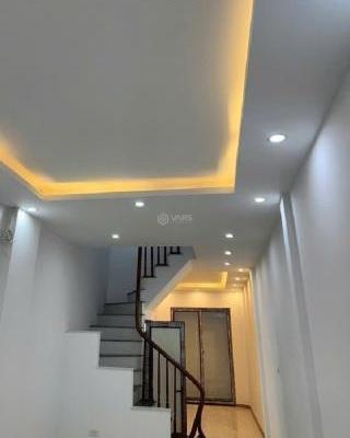 Cần bán Nhà trong hẻm 40m² Đường Thạch Bàn, Phường Thạch Bàn, Quận Long Biên, Hà Nội