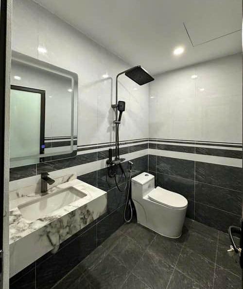 Hai Bà 👍 Trưng,Vĩnh Tuy,GIÁ CỰC TỐT NHANH SẼ CÒN,CHẬM LÀ MẤT,Thang Máy,5Tầng 8,9 tỷ, 51 m2. Đường Vĩnh Tuy, Phường Vĩnh Tuy, Quận Hai Bà Trưng, Hà Nội