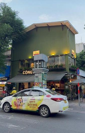 Cho thuê 🏚️ căn góc 2MT Sương Nguyệt Anh, Q1. Dt: 10x4m, Kc: trệt 2 lầu. Đường Sương Nguyệt Ánh, Phường Bến Thành, Quận 1, Hồ Chí Minh
