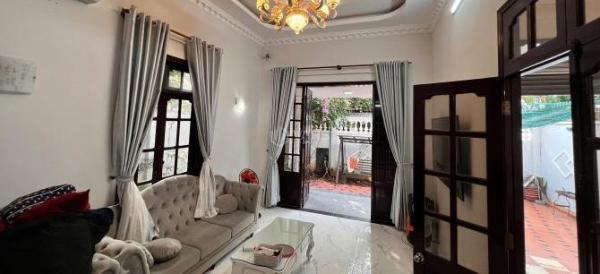 Cho thuê Nhà mặt phố 200m² Đường Lạc Long Quân, Phường 2, Thành phố Vũng Tàu, Bà Rịa Vũng Tàu