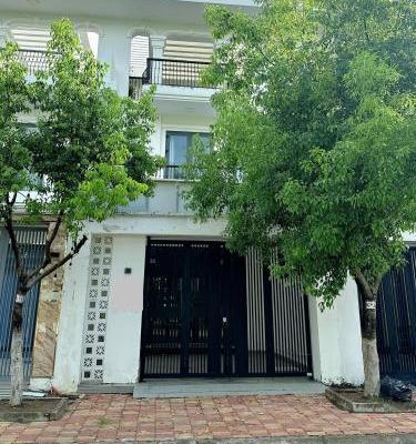 Cần bán Nhà trong hẻm 120m² Đường Nguyễn Thị Định, Phường Phú Tân, Thành phố Bến Tre, Bến Tre
