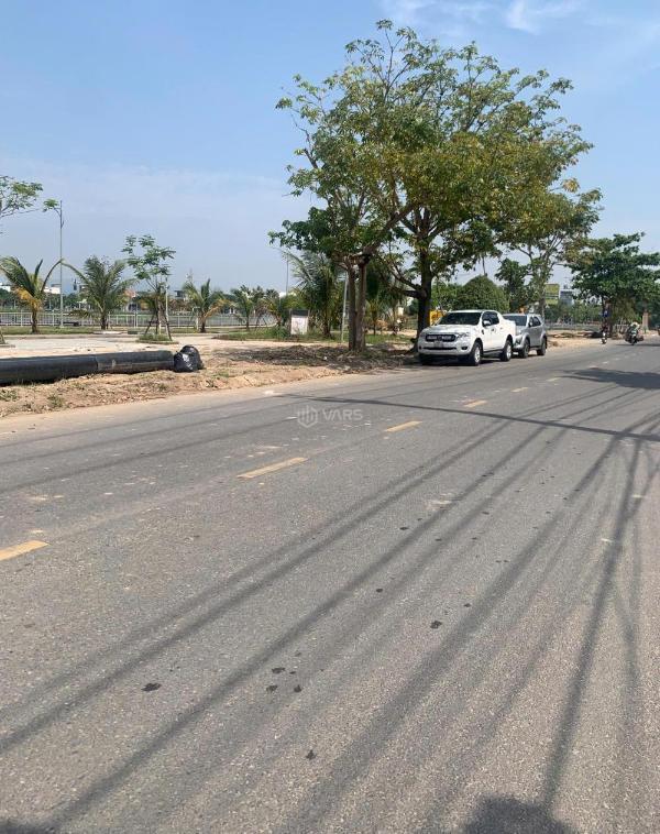 Cần bán Đất nền riêng lẻ 100m² Phường Hòa Xuân, Quận Cẩm Lệ, Đà Nẵng