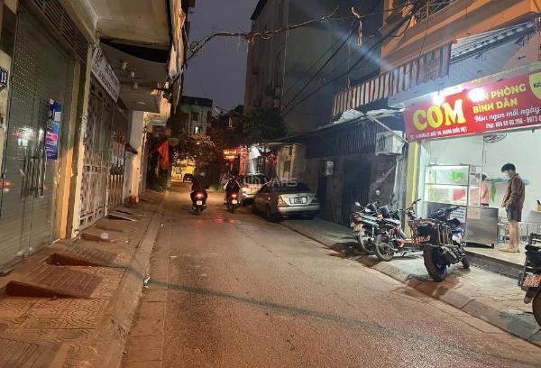 Bán Nhà trong hẻm 49m² Hoàng Quốc Việt, Phường Nghĩa Tân, Quận Cầu Giấy, Hà Nội