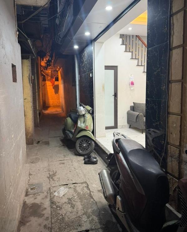 Chủ cần bán Nhà trong hẻm 23m² Thanh Nhàn, Phường Thanh Nhàn, Quận Hai Bà Trưng, Hà Nội