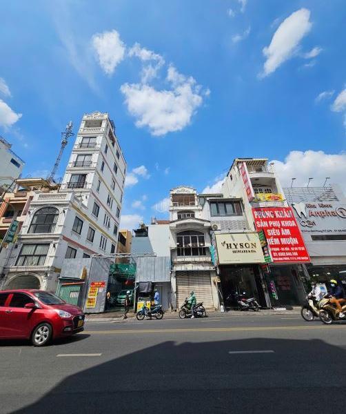 Chủ cần bán Nhà mặt phố 230m² Đường Phan Đăng Lưu, Phường 7, Quận Phú Nhuận, Hồ Chí Minh