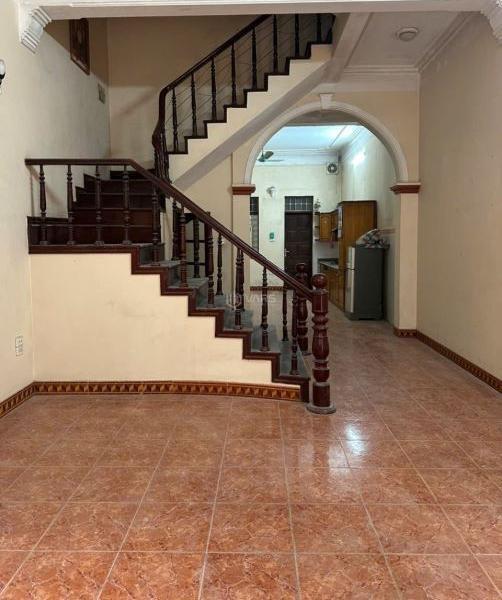 Cho thuê nhà Văn Chương – Tôn Đức Thắng DT 55m x 3 🌊 tầng, ngõ ba gác giá thuê 9tr/th Đường Văn Chương, Phường Văn Chương, Quận Đống Đa, Hà Nội