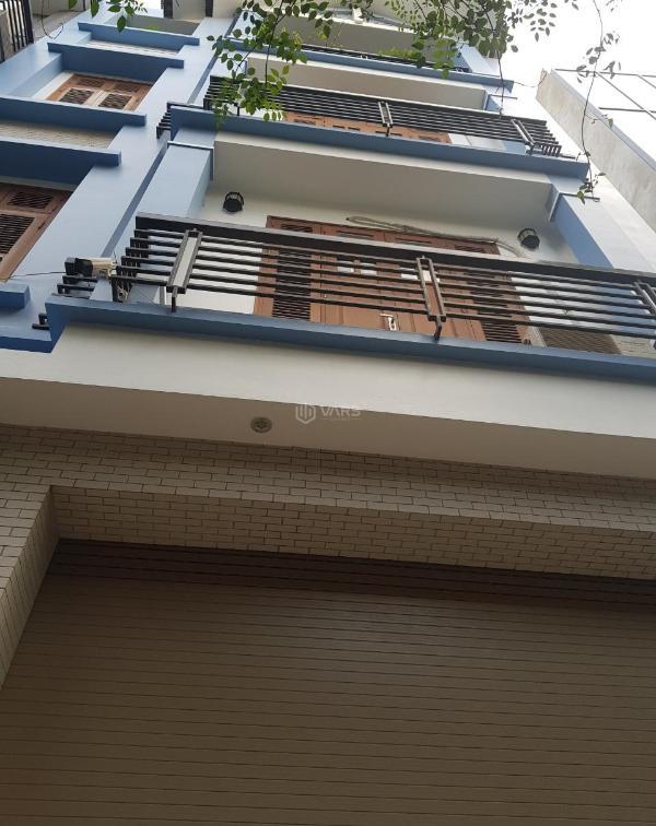 Bán Nhà mặt phố 100m² Phường Trung Hòa, Quận Cầu Giấy, Hà Nội