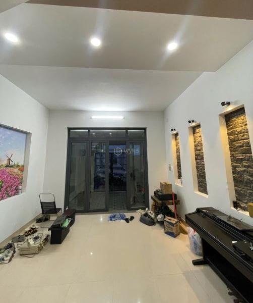 Bán nhà 1 Trệt 2 Lầu 🏦 Dĩ An,đường xe hơi thông, gần Giáo xứ An Bình Đường Quốc Lộ 1k, Phường Bình An, Thành phố Dĩ An, Bình Dương