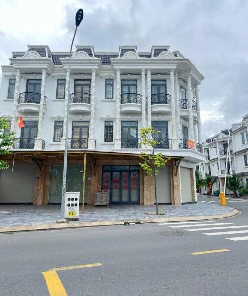 Bán Nhà mặt phố 73m² Đường Nguyễn Thị Khắp, Phường Tân Đông Hiệp, Thành phố Dĩ An, Bình Dương