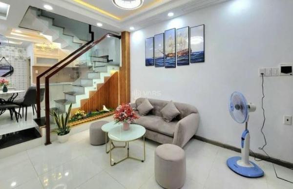 Cần bán Nhà trong hẻm 44m² Đường Hồ Thị Kỷ, Phường 1, Quận 10, Hồ Chí Minh