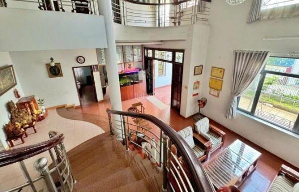 Bán Biệt Thự gần 🏬 500m2 Cư Xá Phúc Hải, Tân Phong, Biên Hòa, Giá 19 tỷ. Đường Nguyễn Ái Quốc, Phường Tân Phong, Thành phố Biên Hoà, Đồng Nai