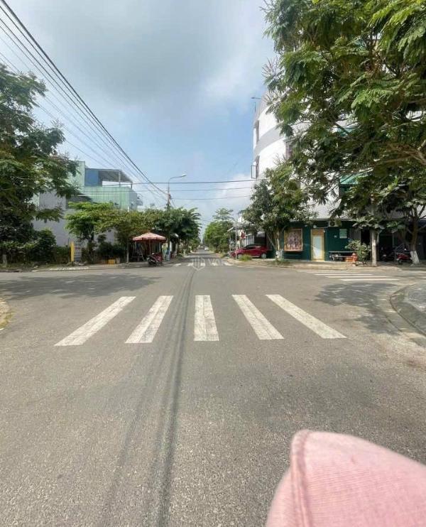 Lô cuối 🏦 cùng đường 10,5m hòa xuân còn giá này. Kđt Sinh Thái Hòa Xuân, Phường Hòa Xuân, Quận Cẩm Lệ, Đà Nẵng