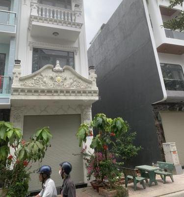 Bán Nhà trong hẻm 60m² Đường ĐT 743, Phường Bình Chuẩn, Thị xã Thuận An, Bình Dương