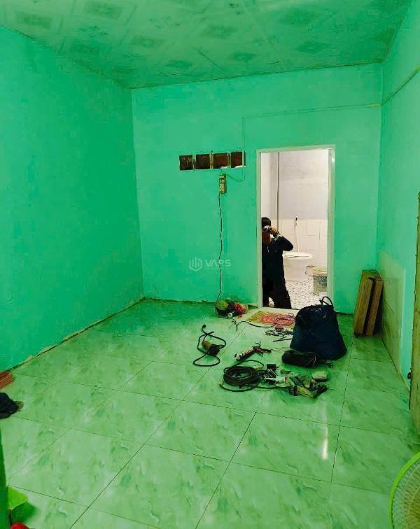 Cho thuê nhà mặt tiền đường số 11, trương thọ. 🏚️ 2pc 1wc giá 6tr lh 09647***** Phường Trường Thọ, Thành phố Thủ Đức, Hồ Chí Minh