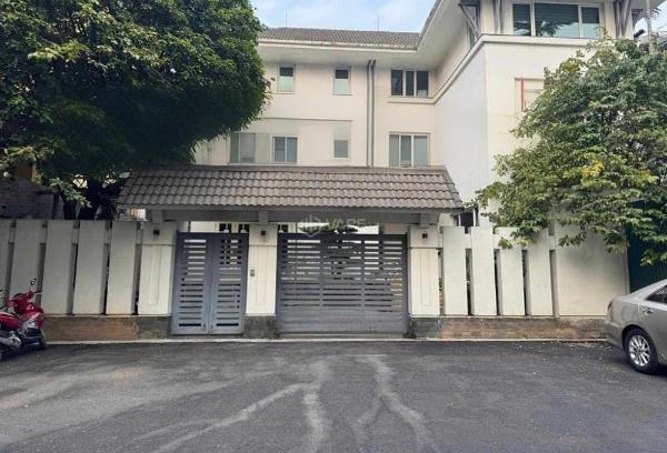 Cần bán Biệt thự nghỉ dưỡng 376m² Khu Biệt Thự Vườn Đào, Phường Phú Thượng, Quận Tây Hồ, Hà Nội