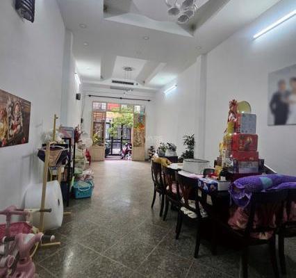 Chủ cần bán Nhà trong hẻm 101m² Đường Hoàng Hoa Thám, Phường 13, Quận Tân Bình, Hồ Chí Minh