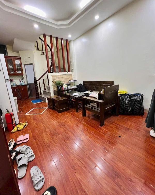 Bán Nhà trong hẻm 30m² Phường Quang Trung, Quận Đống Đa, Hà Nội