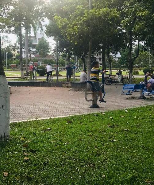 Cần bán Đất nền riêng lẻ 90m² Đường Quang Trung, Phường Lê Hồng Phong, Thành phố Quảng Ngãi, Quảng Ngãi