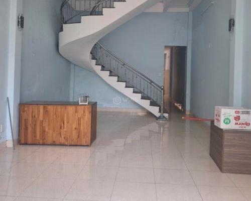 Cần bán Nhà trong hẻm 104m²