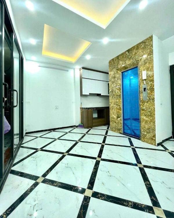 Cần bán Nhà trong hẻm 30m²