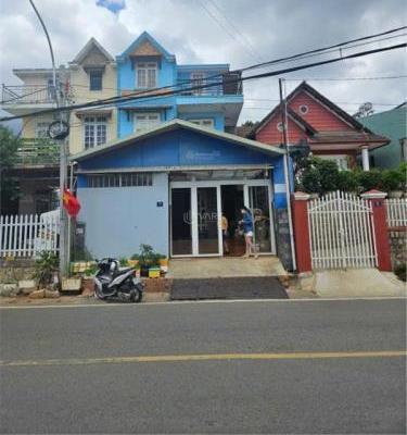 Bán Nhà mặt phố 147m²