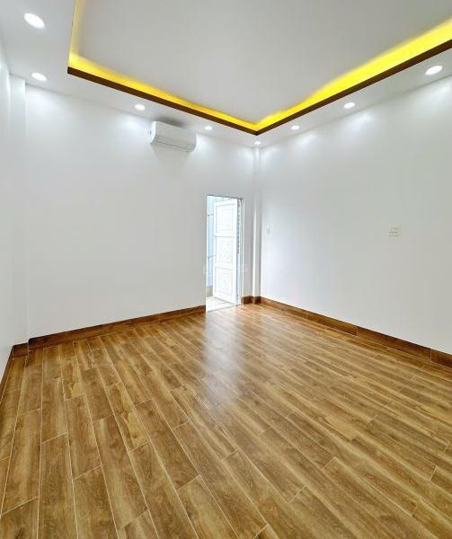 BÁN NHÀ 2 💥 TẦNG ĐƯỜNG SỐ 6 KHU ĐHYD CẦN THƠ