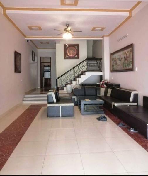 Chủ cần bán Nhà mặt phố 104m²